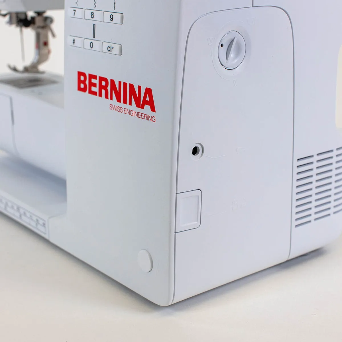 Bernina 325 Sewing Machine