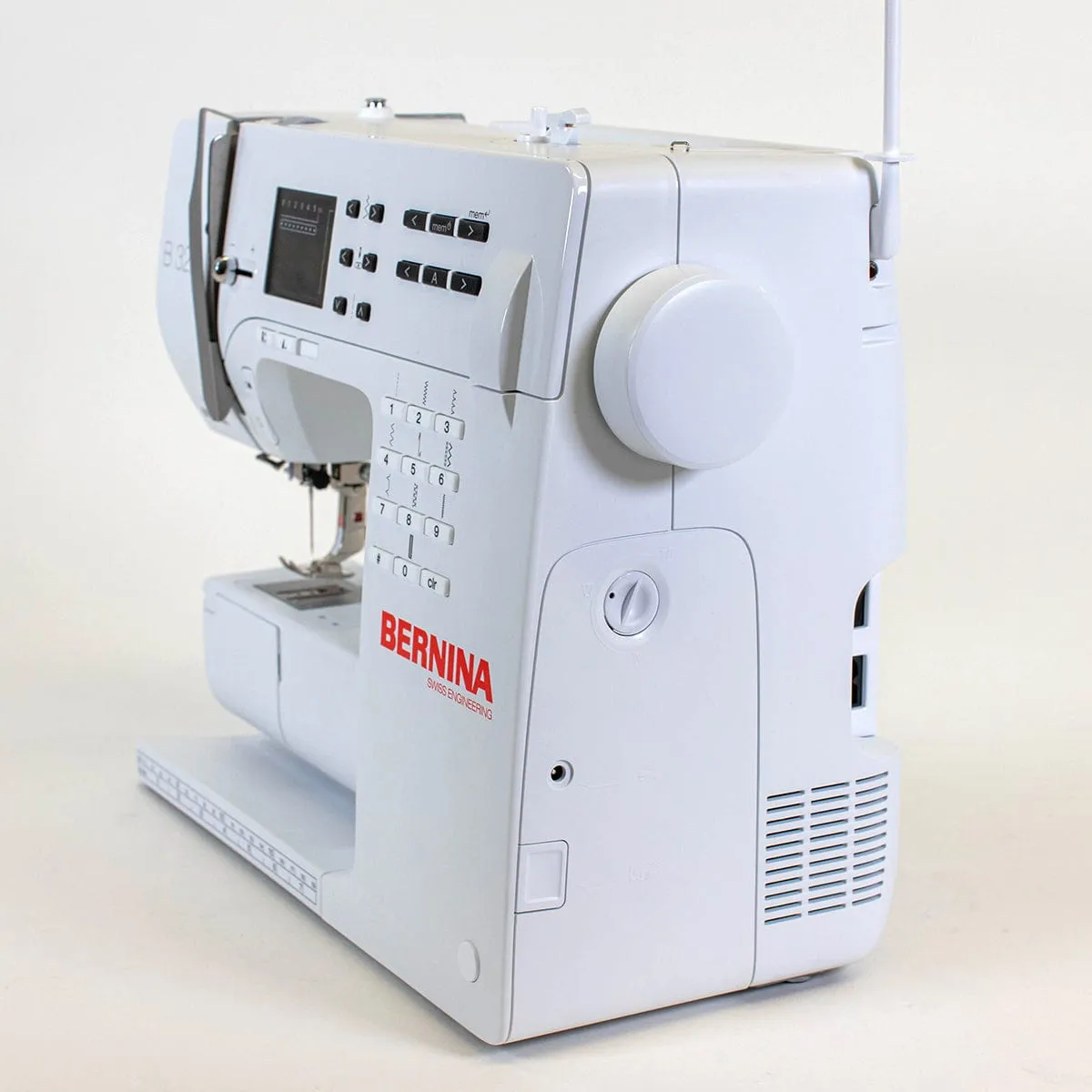 Bernina 325 Sewing Machine