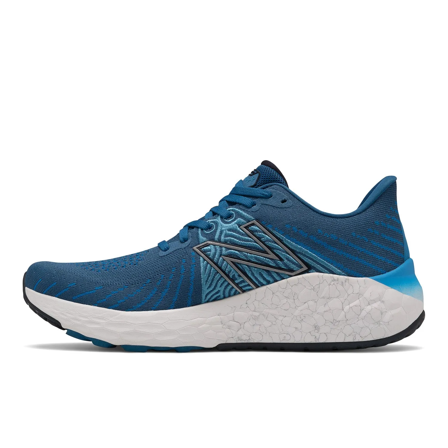 Men's New Balance Fresh Foam Vongo v5 Color: Oxygen Blue