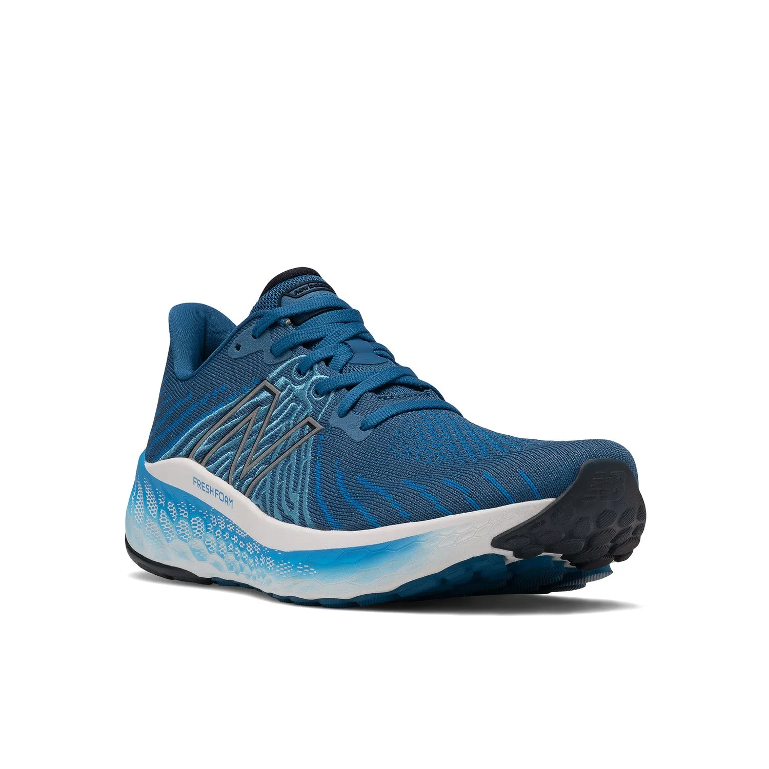 Men's New Balance Fresh Foam Vongo v5 Color: Oxygen Blue