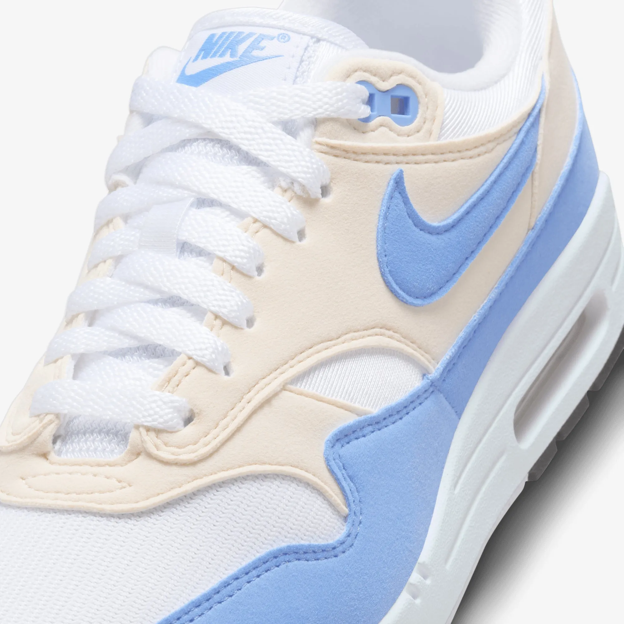 NIKE | WMN'S AIR MAX 1 { WHITE/ROYAL PULSE-PHANTOM-BLACK