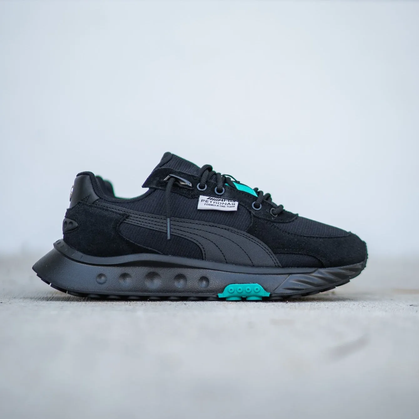 Puma x Mercedes Benz MAPF1 Wild Rider (Puma Black)