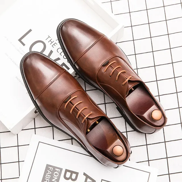 Solid Lace-Up Leather Brogue Shoes