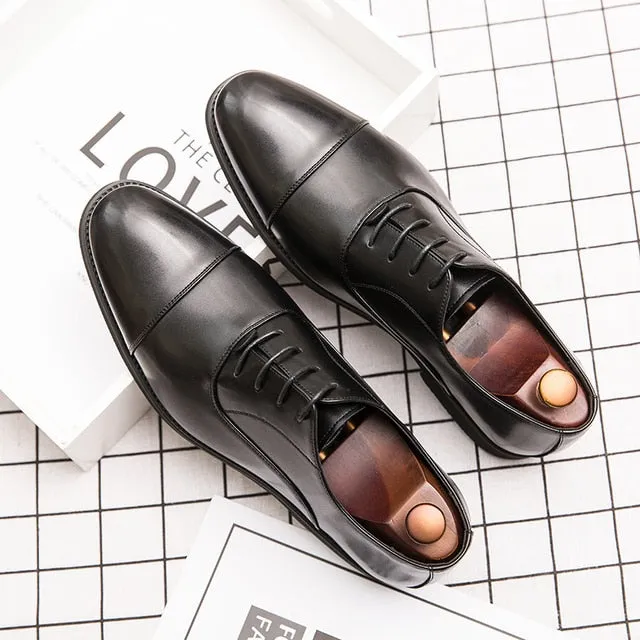 Solid Lace-Up Leather Brogue Shoes